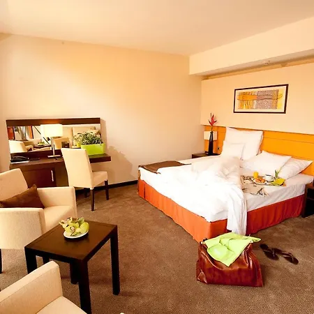 Hotel Abacus Business & Wellness 4*