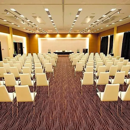 Abacus Business & Wellness Отель 4*