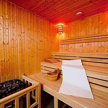 Abacus Business & Wellness Отель 4*