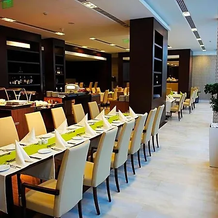 Abacus Business & Wellness Херцегалом