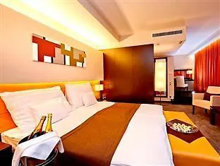 ホテル アバカス ビジネス＆ウェルネス ヘルツェグハロム