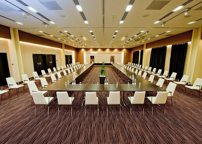 Отель Abacus Business & Wellness 4*