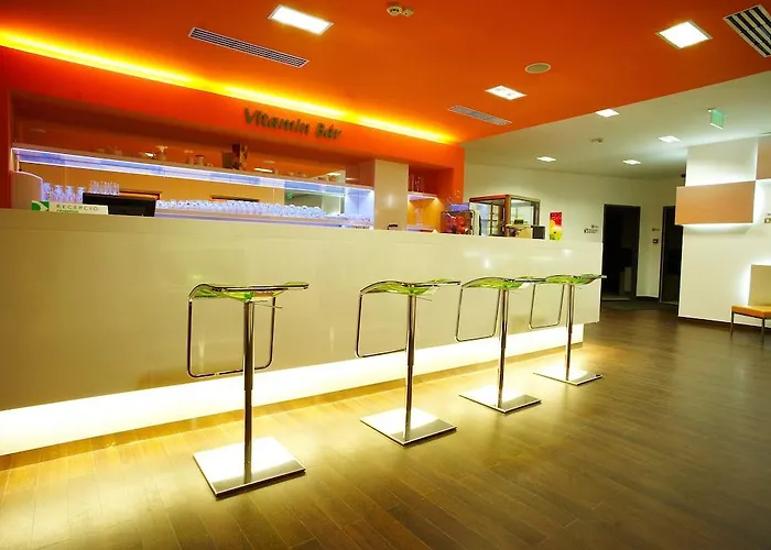 Abacus Business & Wellness Отель Херцегалом